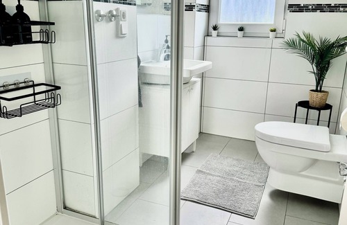 Butendorf Apartment | FeWo Palmtrees-Spacious 2.5 room apartment with balcony in the heart of the Ruhr area