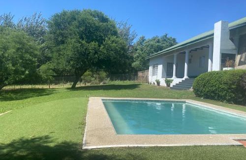 Greater Johannesburg Metropolitan Area House | Fiet Star
