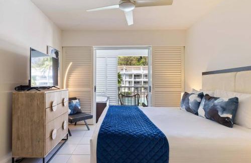 Palm Cove Apartment | Fig Oasis—Poolside Resort Living at The Beach Club