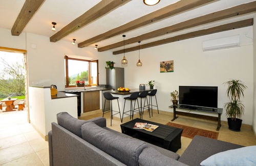 Korcula Villa | Fig Tree Villa - A traditional stone villa set in an olive grove