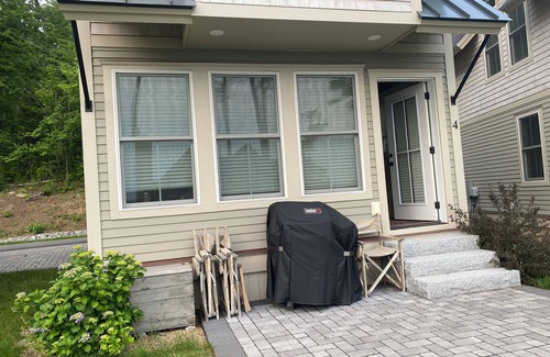 Laconia House | Find peace and get centered at Midpoint on Paugus Bay, Lake Winnipesaukee, NH.