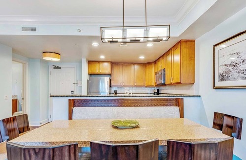 Poipu Resort | 𝐅𝐢𝐧𝐝𝐢𝐧𝐠 𝐌𝐞𝐢𝐥𝐢 Beach Fun at Waiohai Club +Resort Amenities. 2-Bedroom