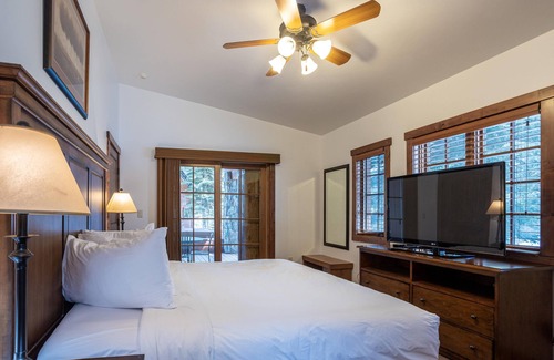 Tamarack Cottage | Fire Fly Cottage at Tamarack Resort