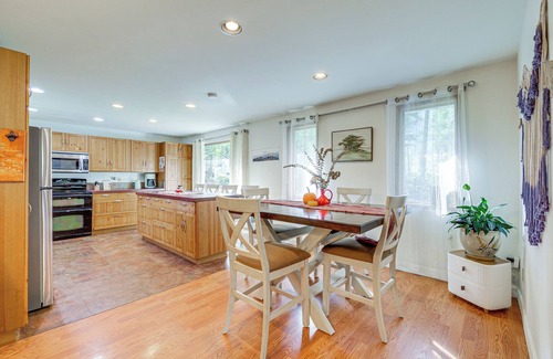 Gold Bar House | Fire Pit + Mountain Views: Outdoorsy PNW Escape