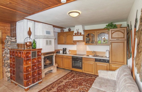 Steinbach-Hallenberg House | Fireplace Stay with Views