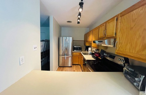 Elkins Park Apartment | First‑Floor Comfort: 2BR/2BA Condo w/Private Parking, Contact us for Discount