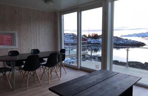Ballstad House | Fisherman`s Cabin Lofoten