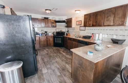 Sportsman Road House | Fisherman`s Paradise, bayfront/private pier