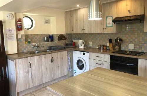 Fish Hoek House | Fisherman's Watch Cottage