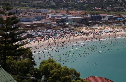 Fish Hoek House | Fisherman's Watch Cottage