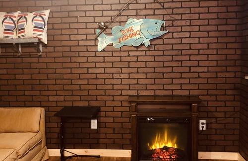 Guntersville Cabin | Fisherman’s cabin 2 miles from the water