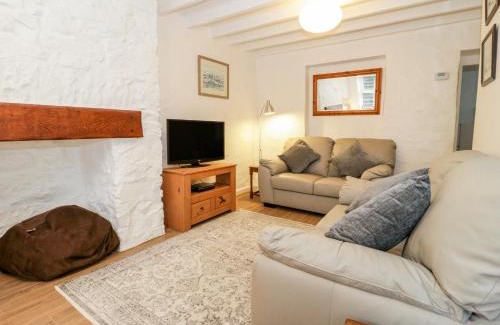 Conwy House | Fishermans Cottage