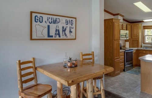 Garrison Apartment | Fishing, boat rental, fenced yard, canoe, ping pong!