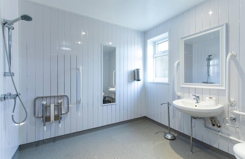 Dilton Marsh Apartment | Fishing Break - Woodland Hut - Hobby