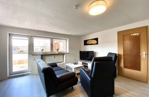 Aschersleben Apartment | ※ Fitters' accommodation/apartment for up to 4 people |Balcony|Grill|Dart|WLAN|NETFLIX|TV ※