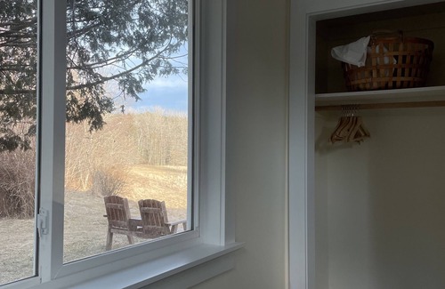 Seal Cove Apartment | Five minute walk to Acadia National Park! Come stay at Adi's Mountain View