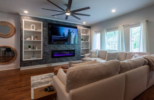 Peoplestown House | Five75 Lux ATL King Bed & Game Room Downtown