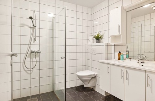 Bergen City Centre Apartment | Fløyen Suites - Private Rooms I Location