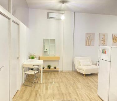 Triana Apartment | Flamenca Triana - Apartamento Wifi con 2 Dormitorios 2 sofas camas 2 baños