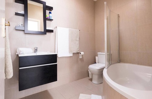 Umhlanga House | Flamingo Rocks
