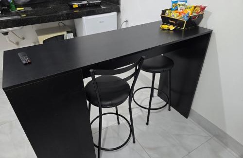 Aparecida de Goiania Apartment | Flat completo 15 com ar condicionado e colchão confortável