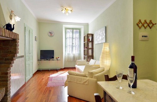 Badalucco Apartment | Flat in Badalucco with private parking