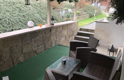 Frankenroda Apartment | Flat in Creuzburg with terrace and garden