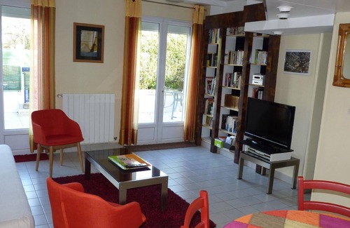 Fontaine-Etoupefour House | Flat "Le Caducée" with terrace