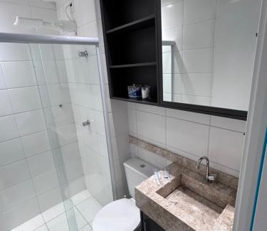 Centro Apartment | Flat novo bem equipado com ar condicionado e cozinha completa - Centro