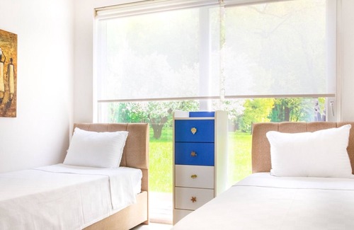 Sogucak Apartment | Flat with Pool and Garden 1 min to Golf Club