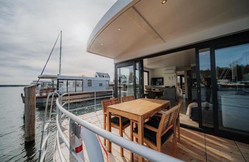 Peenemuende Boat Rental | Floating Comfort in Peenemünde