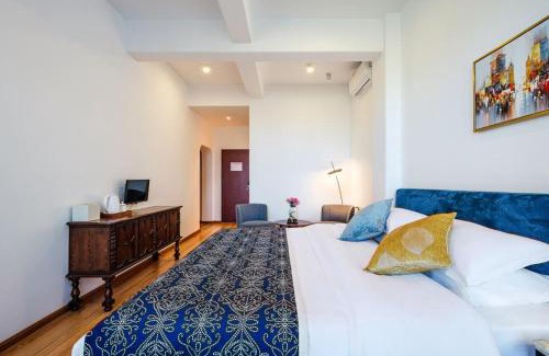 Dali Town House | Floral Hotel Dali Ershuang Sea View