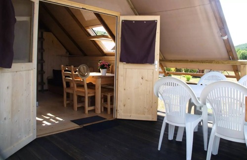 Esparron-de-Verdon House | Flower Camping La Beaume * - Cabin du Trappeur 24m2 CONFORT 2 bedrooms + air conditioning 5 persons