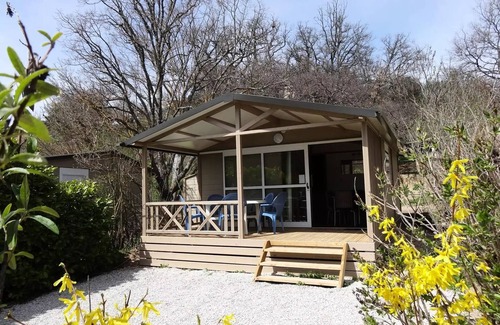 Esparron-de-Verdon House | Flower Camping La Beaume * - Cabin du Trappeur 24m2 CONFORT 2 bedrooms + air conditioning 5 persons
