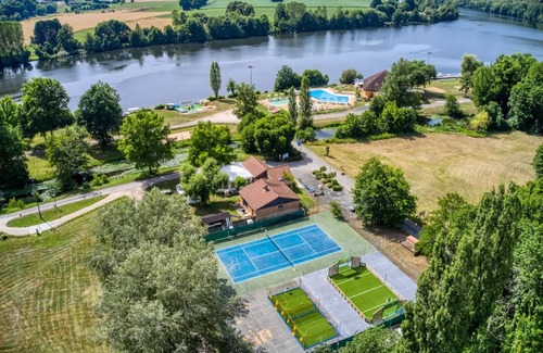 Tremolat House | Flower Camping LES BERGES DE LA DORDOGNE * - Mobil-Home Standard 30m2 Trémolat - 3 bedrooms + Terrace semi-covered 6 people