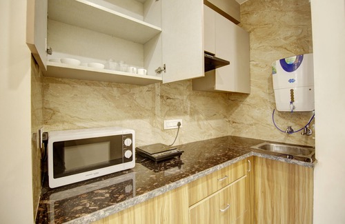 DLF Phase 3 Apartment | FlxHo Quad - Luxury Studio Apart Hotel