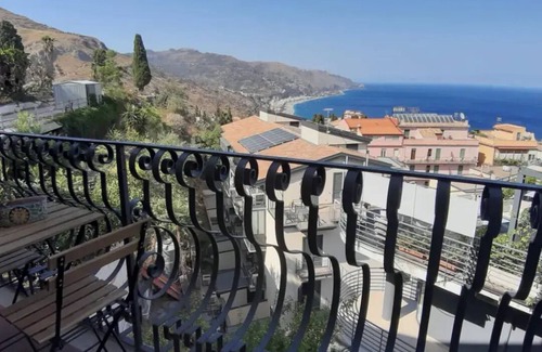 Taormina Apartment | FM Panoramic House Taormina Centre