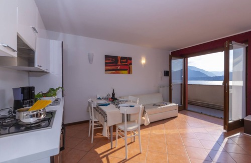 Fiumelatte Apartment | Fontana Del Lago Apt. 9