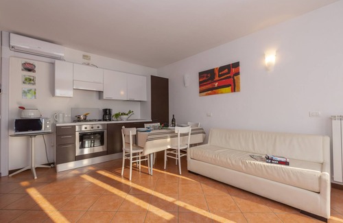 Fiumelatte Apartment | Fontana Del Lago Apt. 9