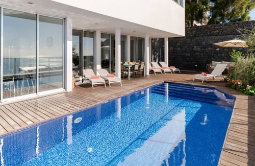 Garajau Villa | Fonte do Mar 1 - Four Bedroom Villa, Sleeps 8
