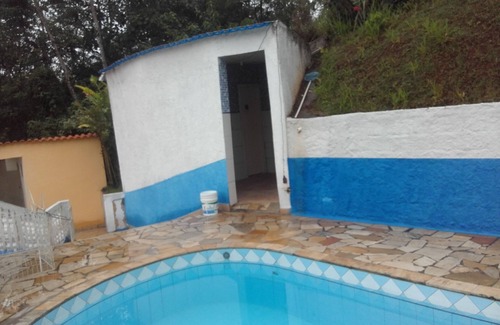 Aruja House | For events and weekends along easy access nature