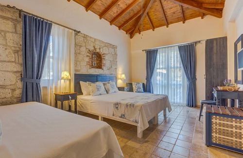 Tokoglu Hotel | Fora Konak Alacati