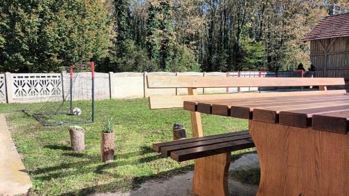 Molve Villa | Forest idyll