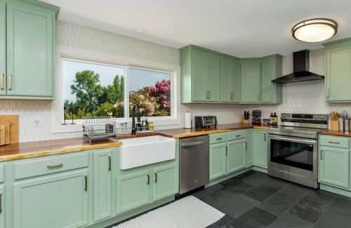 Sequim House | Forest Retreat on 10 Acres , 1 story- ADA home