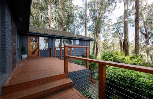 Tecoma House | Forest Retreat w/Woodfire Sauna. nClose to Wedding Venues & Puffing Billy