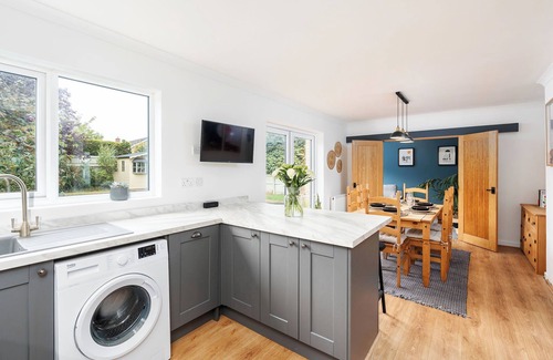 Formby House | Formby Coastal Retreat – 3-Bed Home Near Beach, Golf & Red Squirrel Reserve