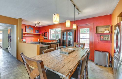 Fort Walton Beach House | Fort Walton Beach Home ~ 2 Mi to Okaloosa Island!