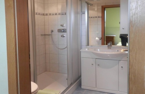 Edlbach Other | Four-bed room with shower, WC - Pension Moosgierler