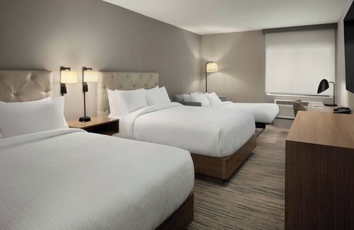 Lower Queen Anne Hotel | Four Points by Sheraton Downtown Seattle Center