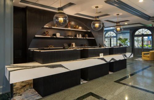 French Quarter Hotel | Four Points by Sheraton French Quarter